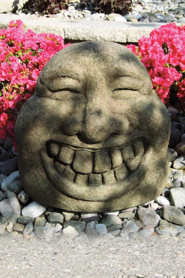 Laughing Garden Face 20 inch